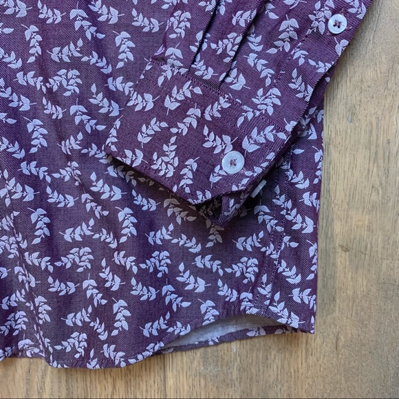 RW&CO Athletic Fit Non-Iron Button-Up Dress Shirt - Picture 5 of 7